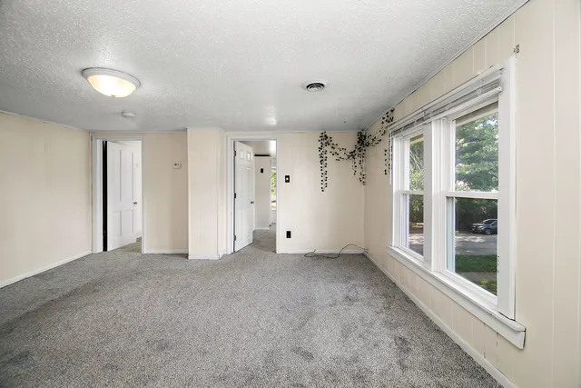 $174,900 | 224 North Grand Avenue, Bradley, IL 60915