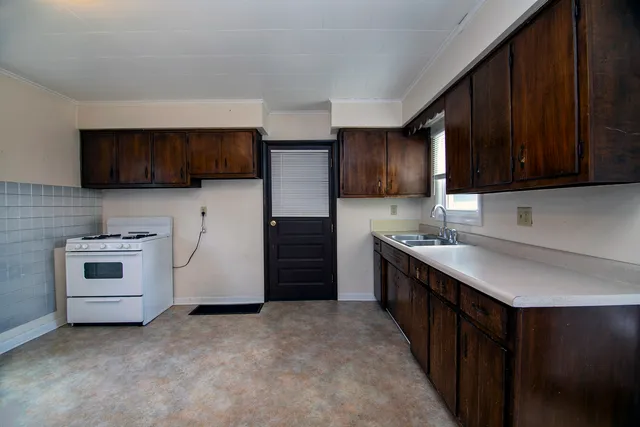 $174,900 | 224 North Grand Avenue, Bradley, IL 60915