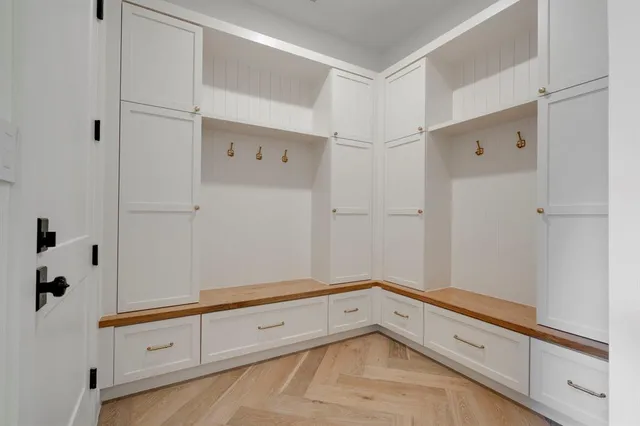 $1,995,000 | 6321 Belmont Avenue, Dallas, TX 75214