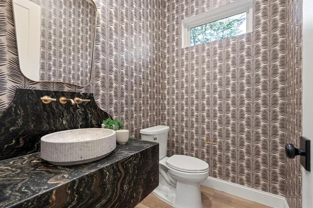 $1,995,000 | 6321 Belmont Avenue, Dallas, TX 75214