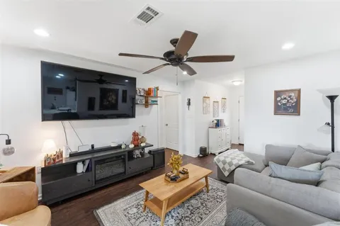 $189,900 | 1310 Tall Sky Drive, Lake Charles, LA 70607