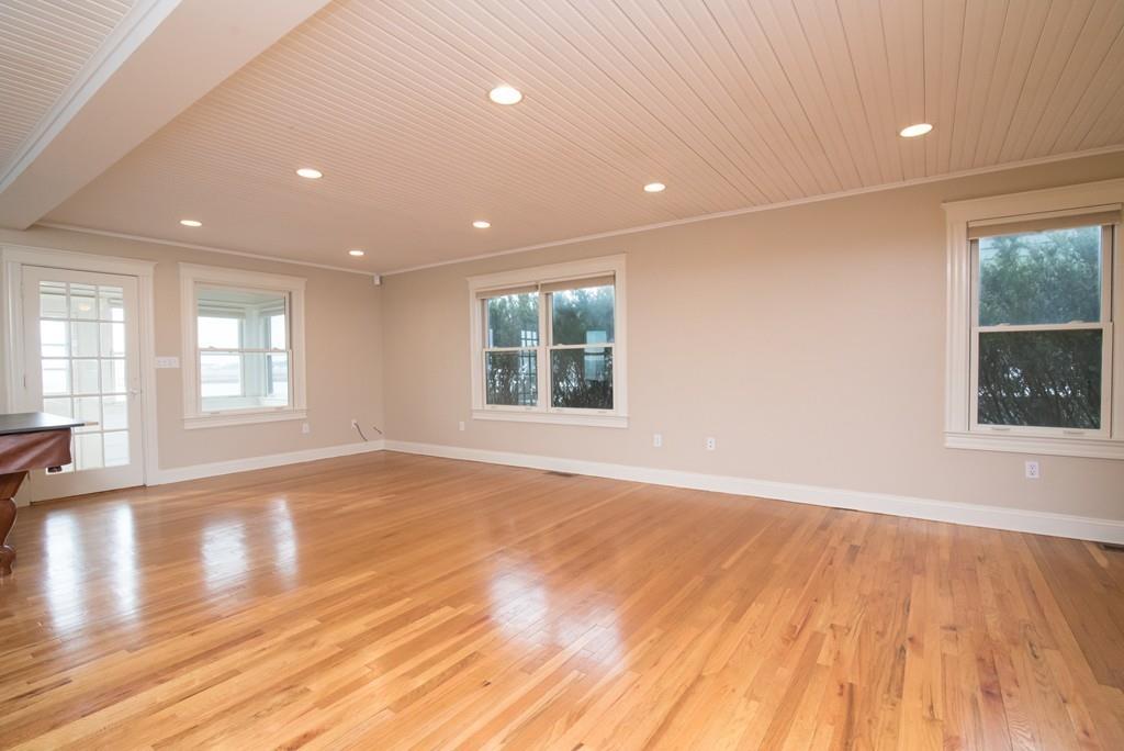 147 Court Road Winthrop, MA 02152 - Photo 5 of 26 Gallery Image 5