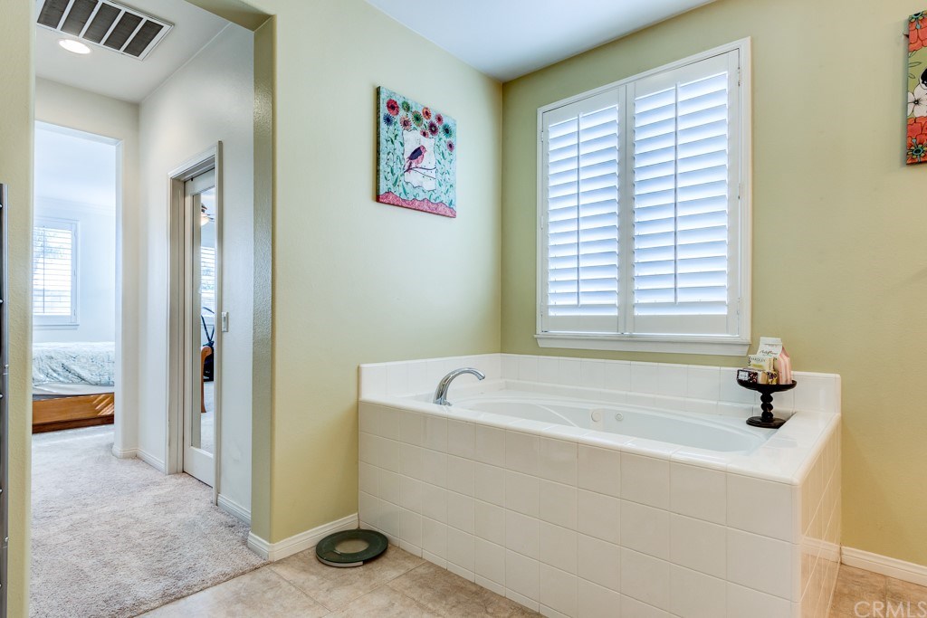 8066 Bluff View Lane Eastvale, CA 92880 - Photo 39 of 74