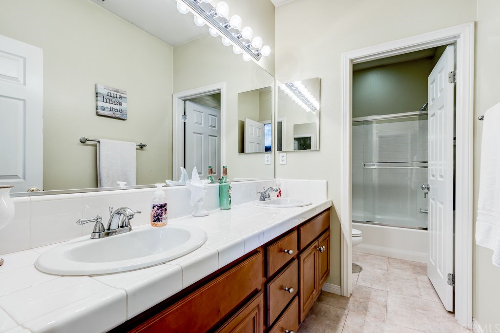 8066 Bluff View Lane Eastvale, CA 92880 - Photo 45 of 74