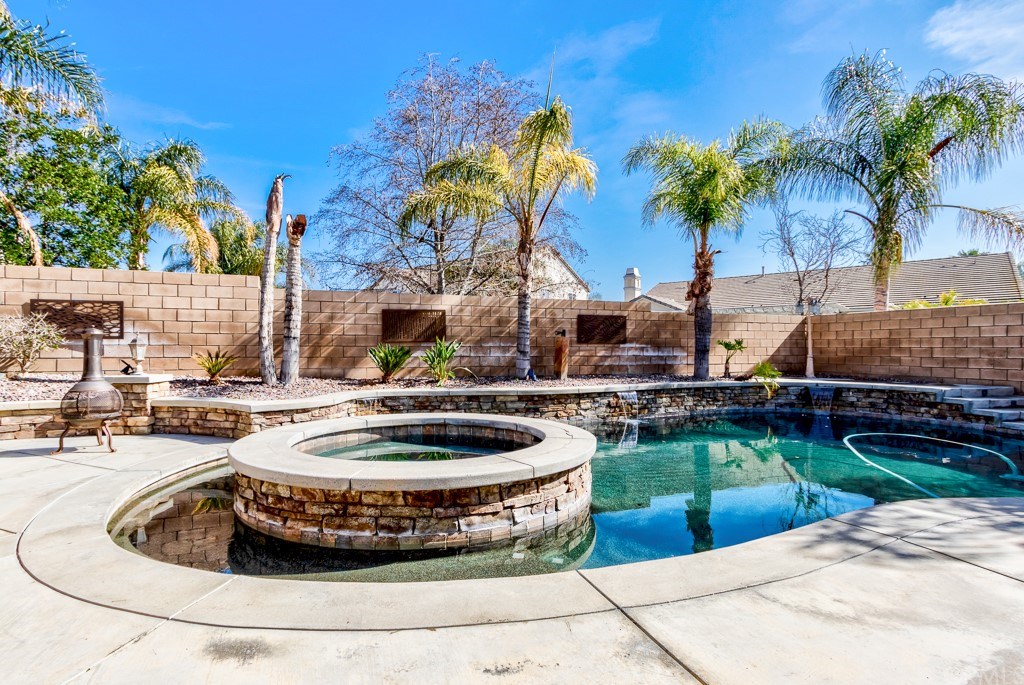 8066 Bluff View Lane Eastvale, CA 92880 - Photo 49 of 74