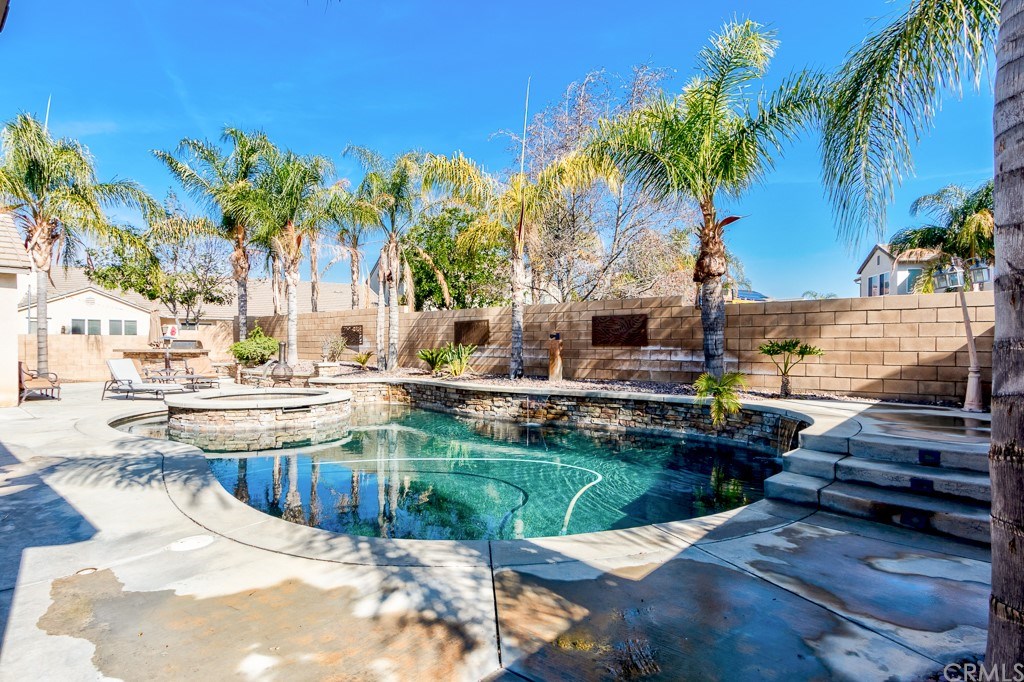 8066 Bluff View Lane Eastvale, CA 92880 - Photo 53 of 74