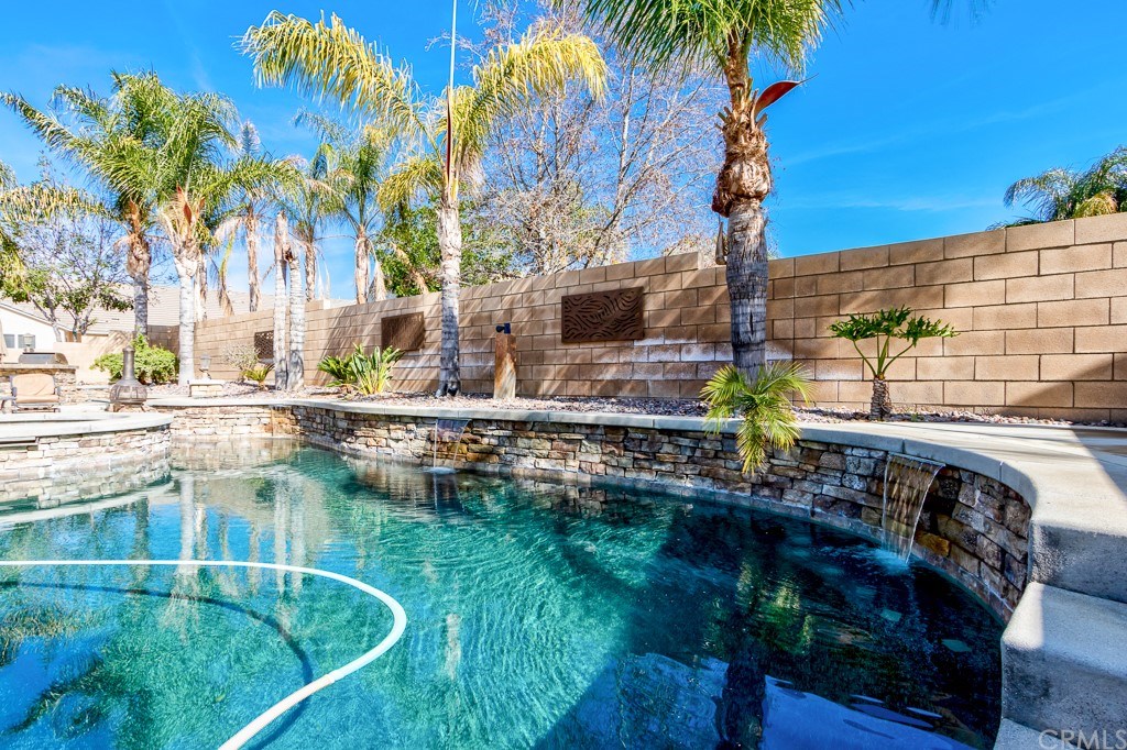 8066 Bluff View Lane Eastvale, CA 92880 - Photo 54 of 74