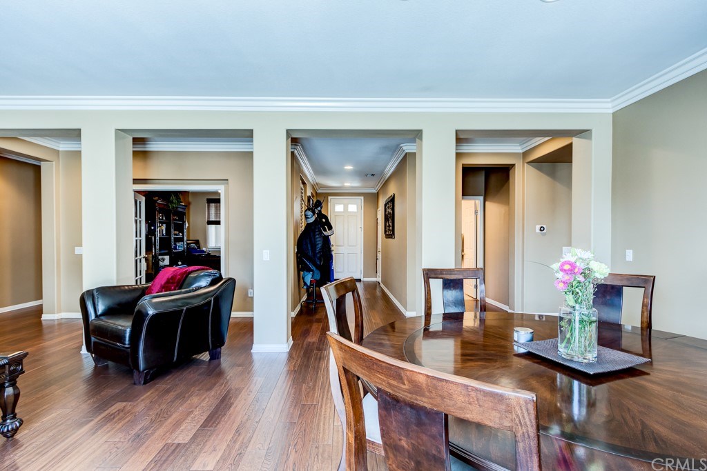 8066 Bluff View Lane Eastvale, CA 92880 - Photo 7 of 74