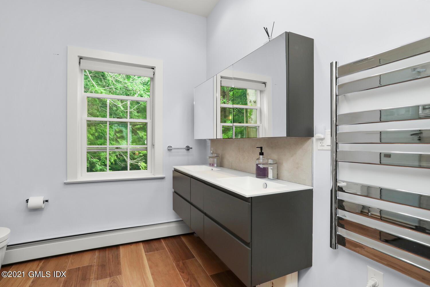 25 Summit Road Riverside, CT 06878 - Photo 21 of 40 25 Summit Rd Greenwich CT-large-008-007-