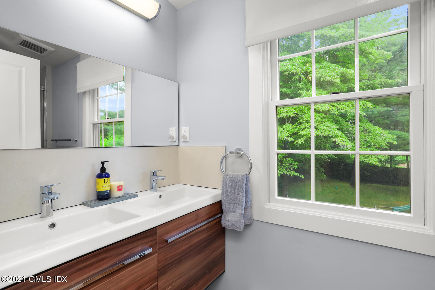 25 Summit Road Riverside, CT 06878 - Photo 27 of 40 25 Summit Rd Greenwich CT-large-014-013-