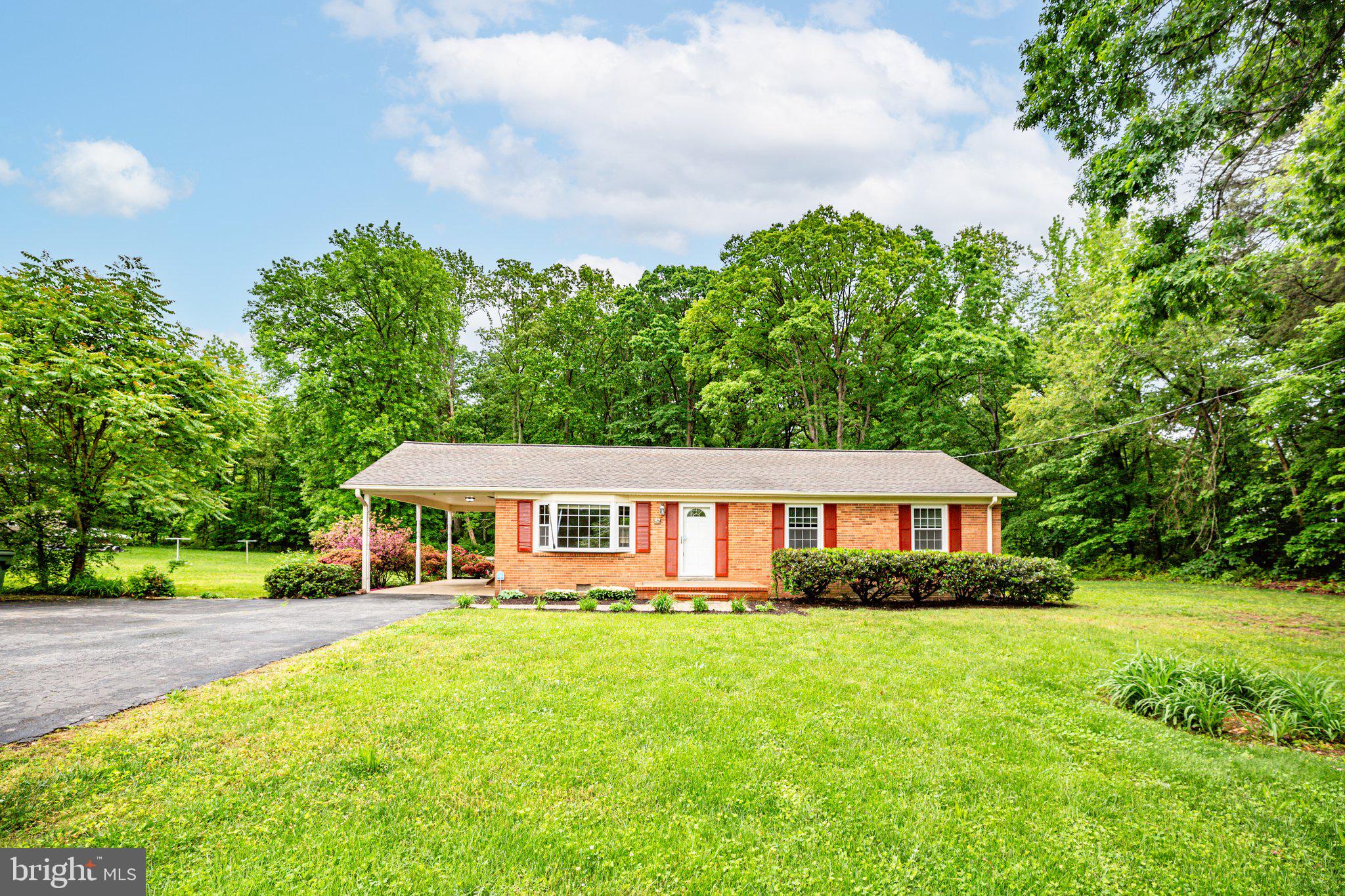 67 Holly Corner Road Fredericksburg, VA 22406 - Photo 1 of 34 Welcome home to 67 Holly Corner Rd