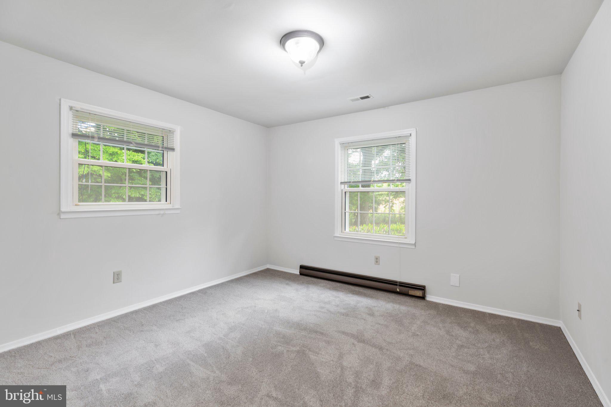 67 Holly Corner Road Fredericksburg, VA 22406 - Photo 20 of 34 Bedroom #2 w/overhead lighting