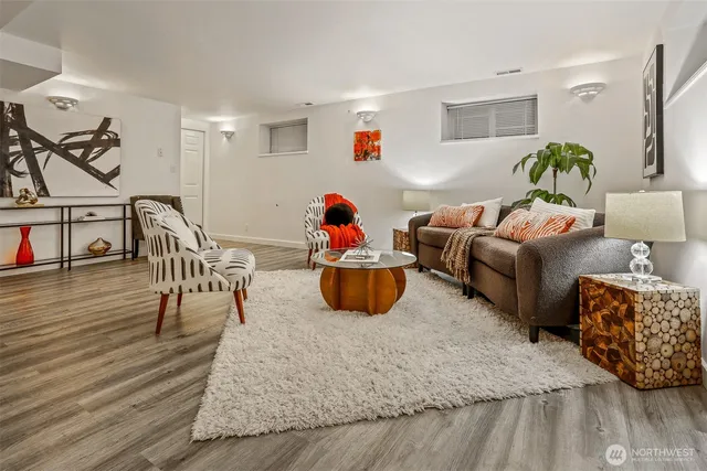 $992,000 | 9044 15th Avenue Northwest, Seattle, WA 98117