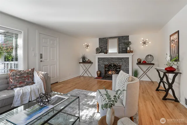 $992,000 | 9044 15th Avenue Northwest, Seattle, WA 98117