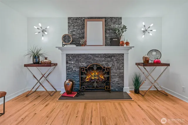 $992,000 | 9044 15th Avenue Northwest, Seattle, WA 98117