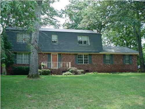 2719 St Lawrence Road Chattanooga, TN 37421 - Photo 1 of 9 Primary Photo