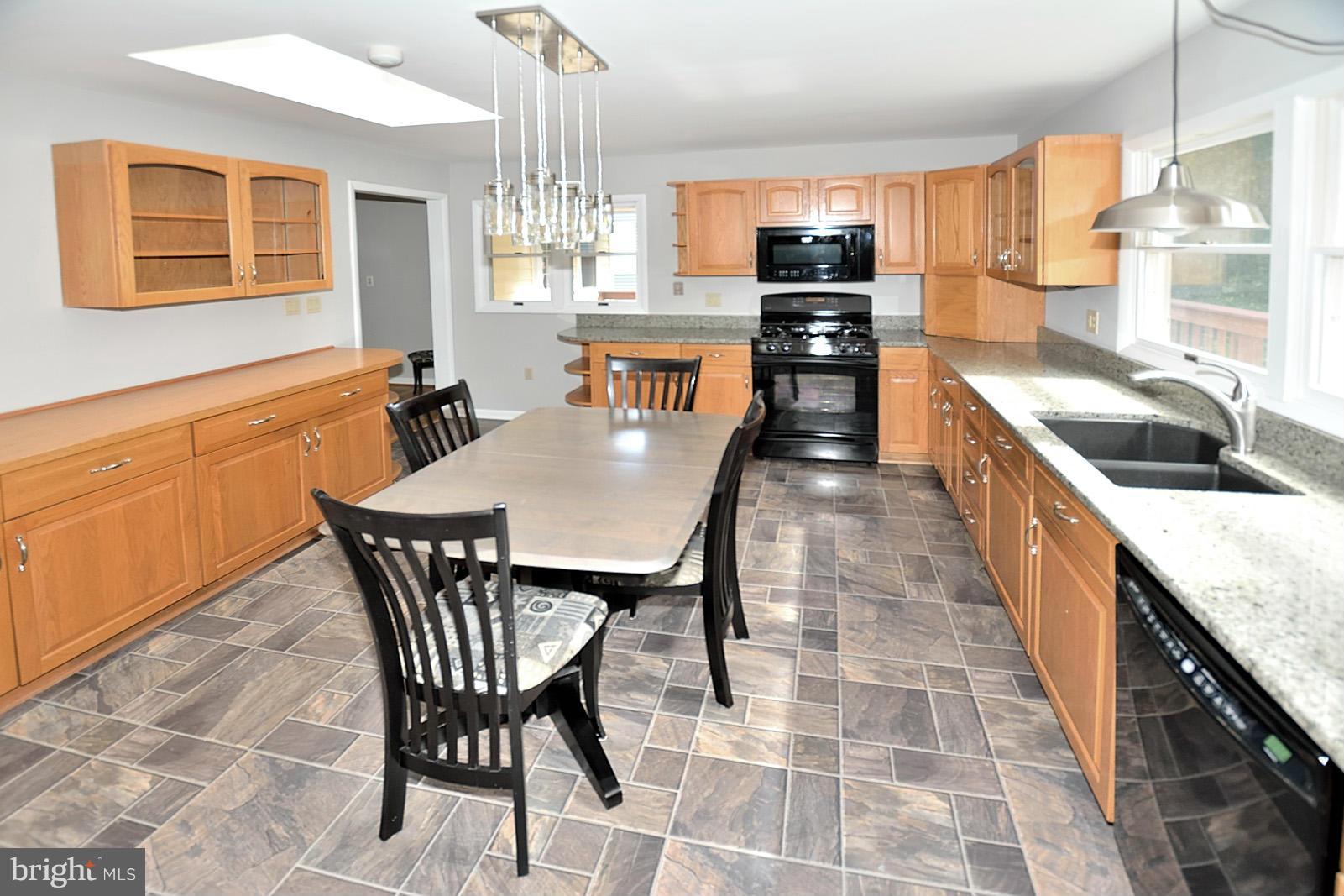 3222 Blueford Road Kensington, MD 20895 - Photo 8 of 21 Eat in Kitchen