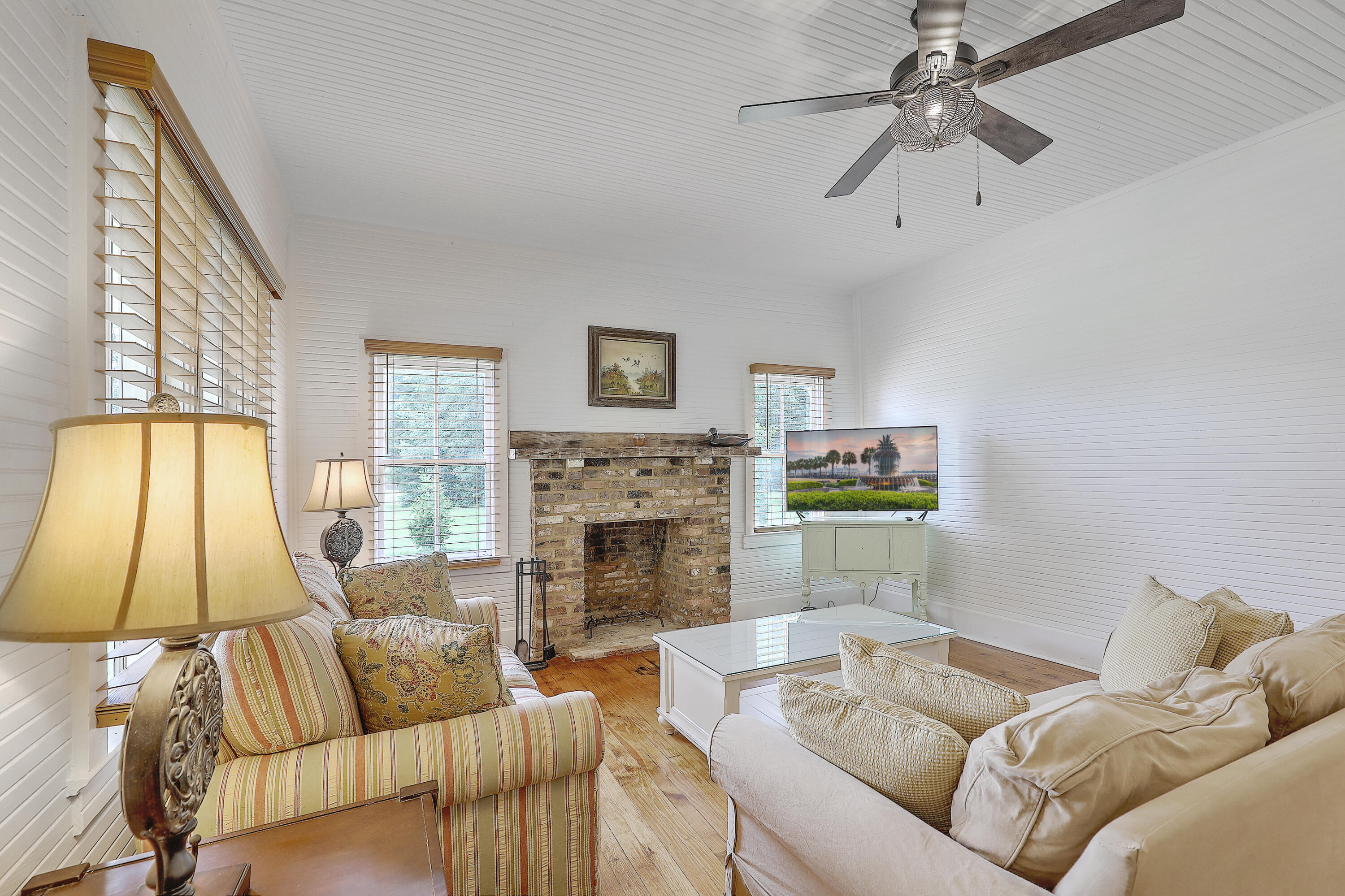 292 Greyback Road Summerville, SC 29483 - Photo 7 of 26 Living Room