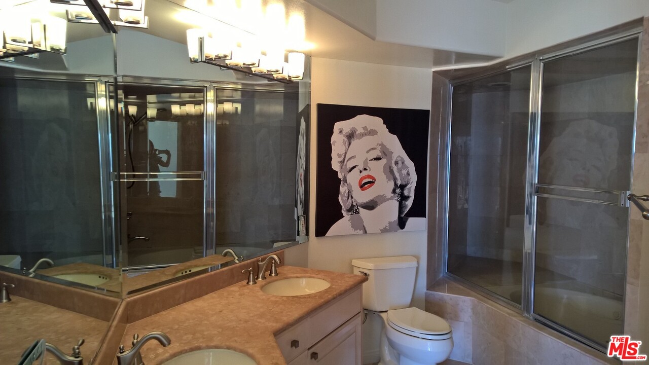 6309 Ocean Front Walk, Unit 202 Playa del Rey, CA 90293 - Photo 4 of 20