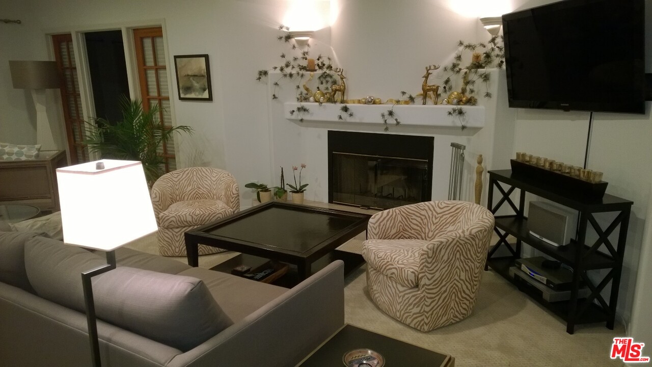 6309 Ocean Front Walk, Unit 202 Playa del Rey, CA 90293 - Photo 6 of 20