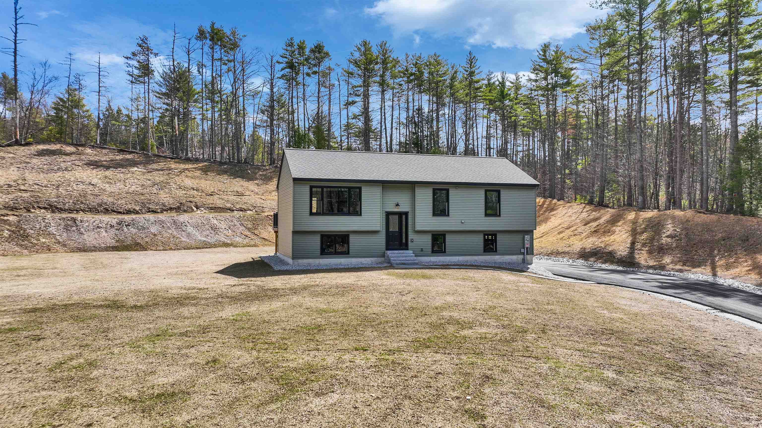 448 Old Bennington Road Greenfield, NH 03047 - Photo 4 of 36