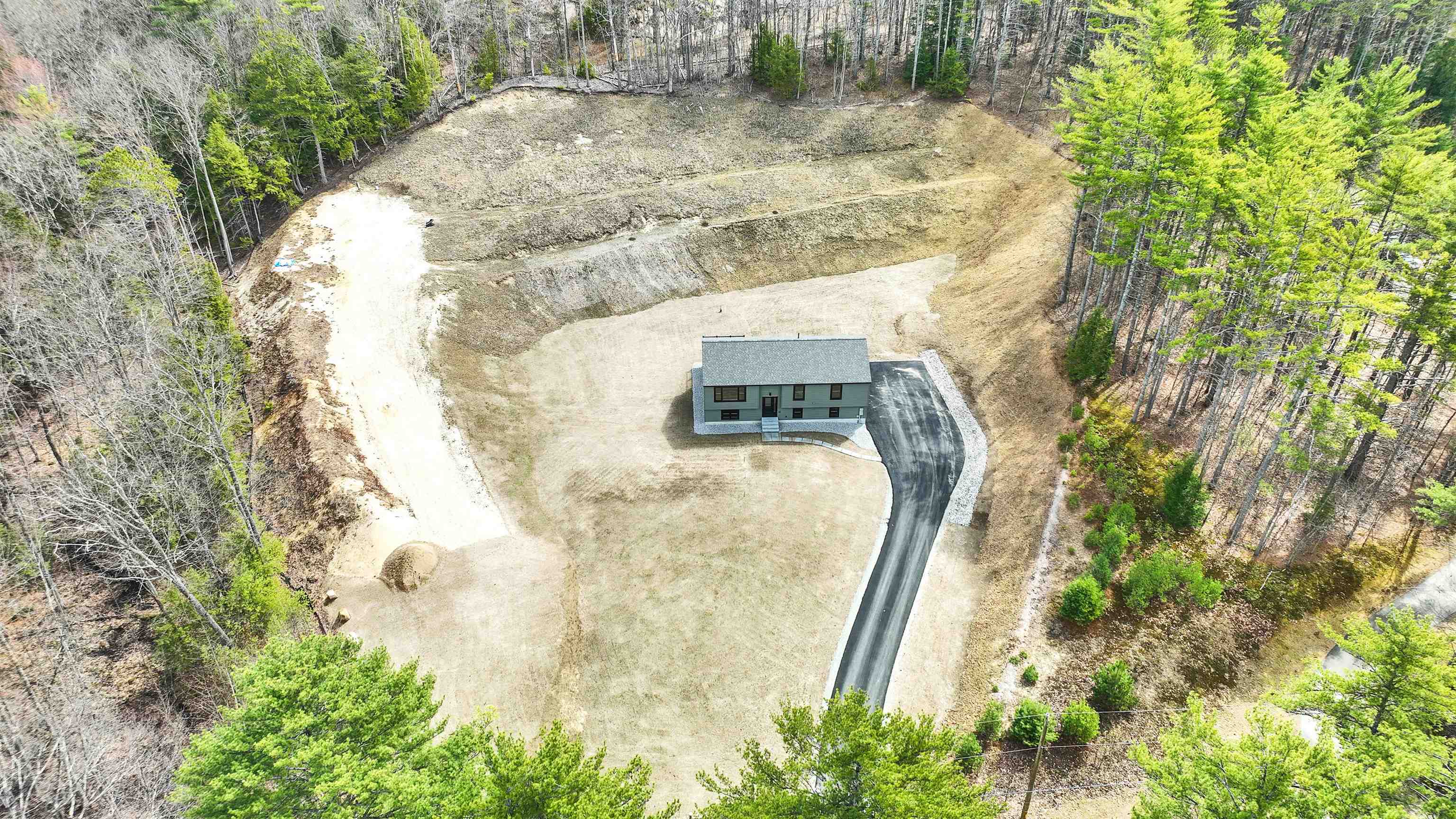 448 Old Bennington Road Greenfield, NH 03047 - Photo 5 of 36