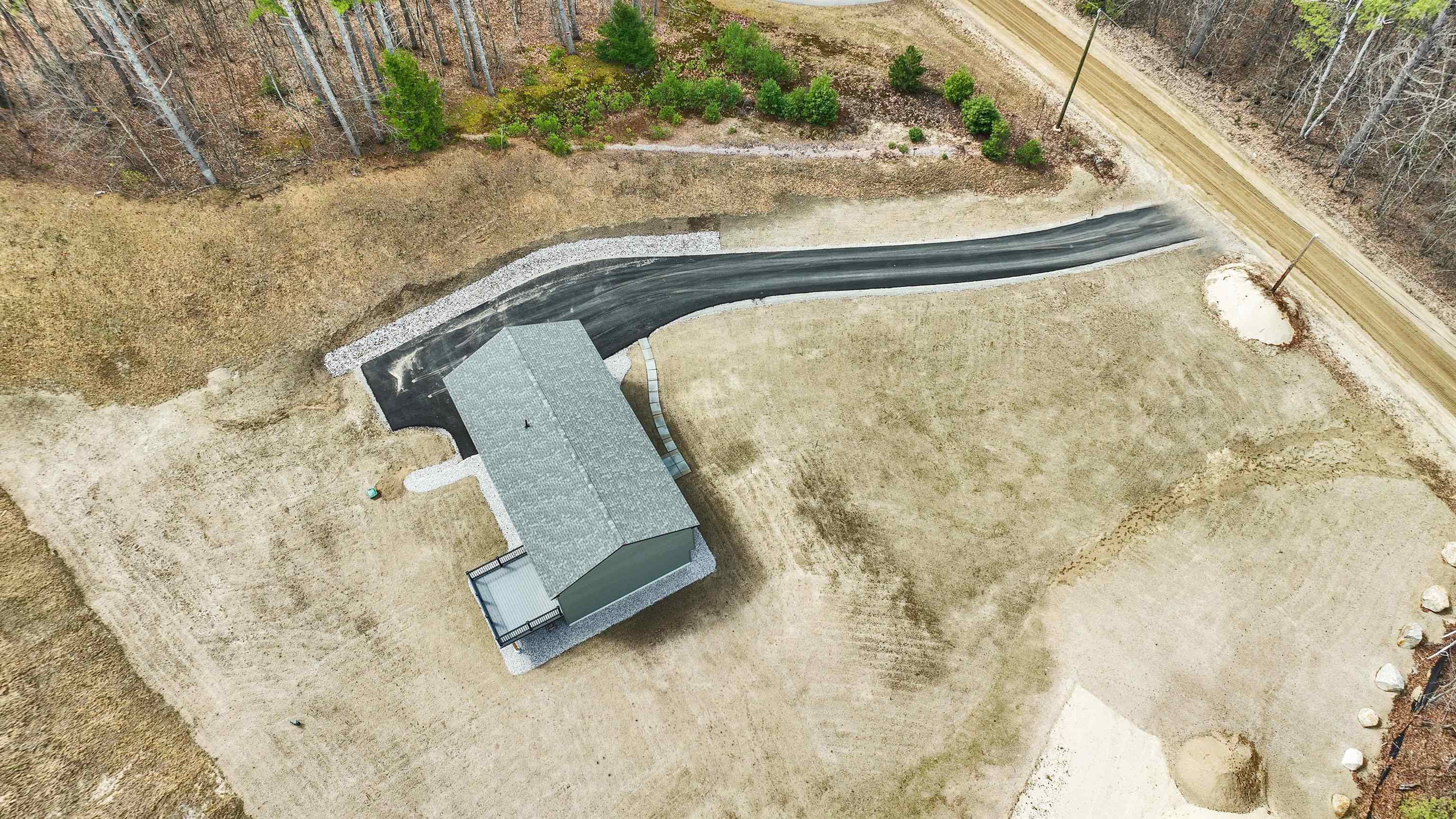 448 Old Bennington Road Greenfield, NH 03047 - Photo 6 of 36