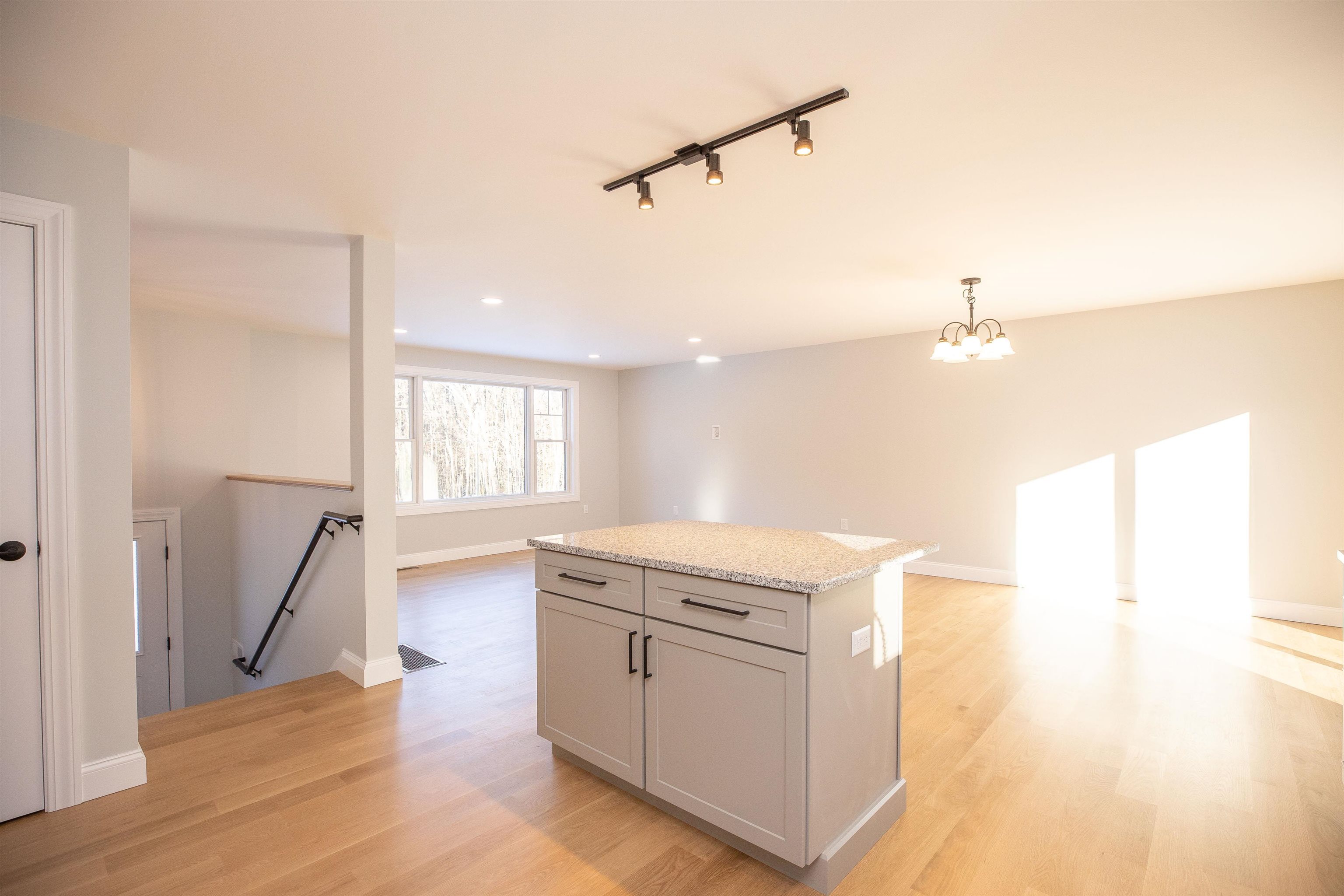 448 Old Bennington Road Greenfield, NH 03047 - Photo 8 of 36