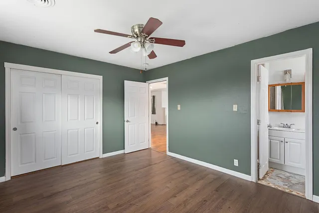 wooden floor in an empty room