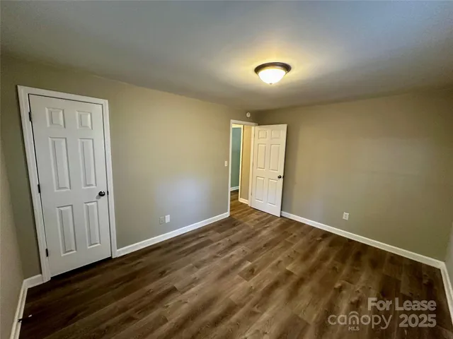 $1,049 | 221 Bookington Drive, Unit A, Lexington, NC 27292