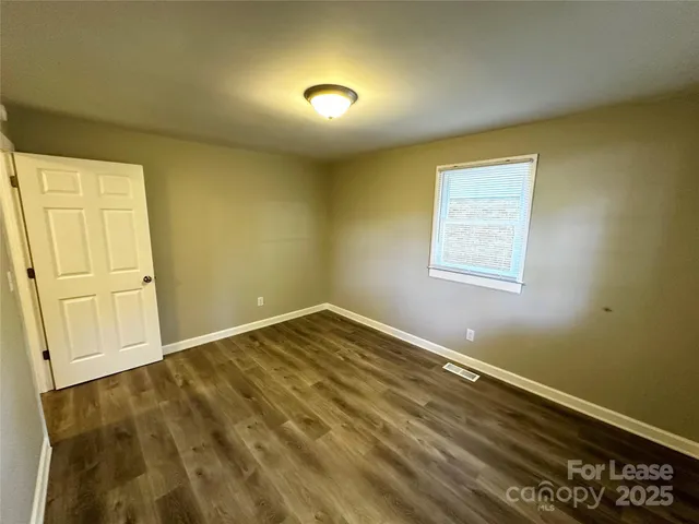 $1,049 | 221 Bookington Drive, Unit A, Lexington, NC 27292