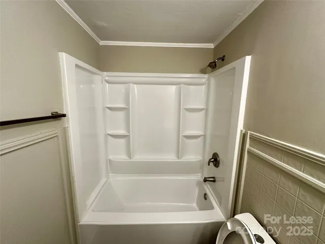 $1,049 | 221 Bookington Drive, Unit A, Lexington, NC 27292