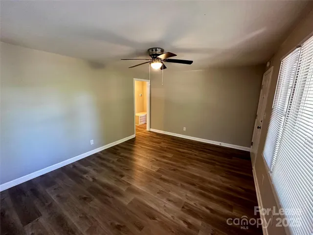 $1,049 | 221 Bookington Drive, Unit A, Lexington, NC 27292