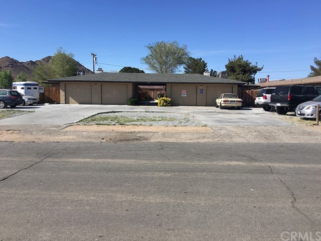 15578 Tonekai Road Apple Valley, CA 92307 - Photo 5 of 6
