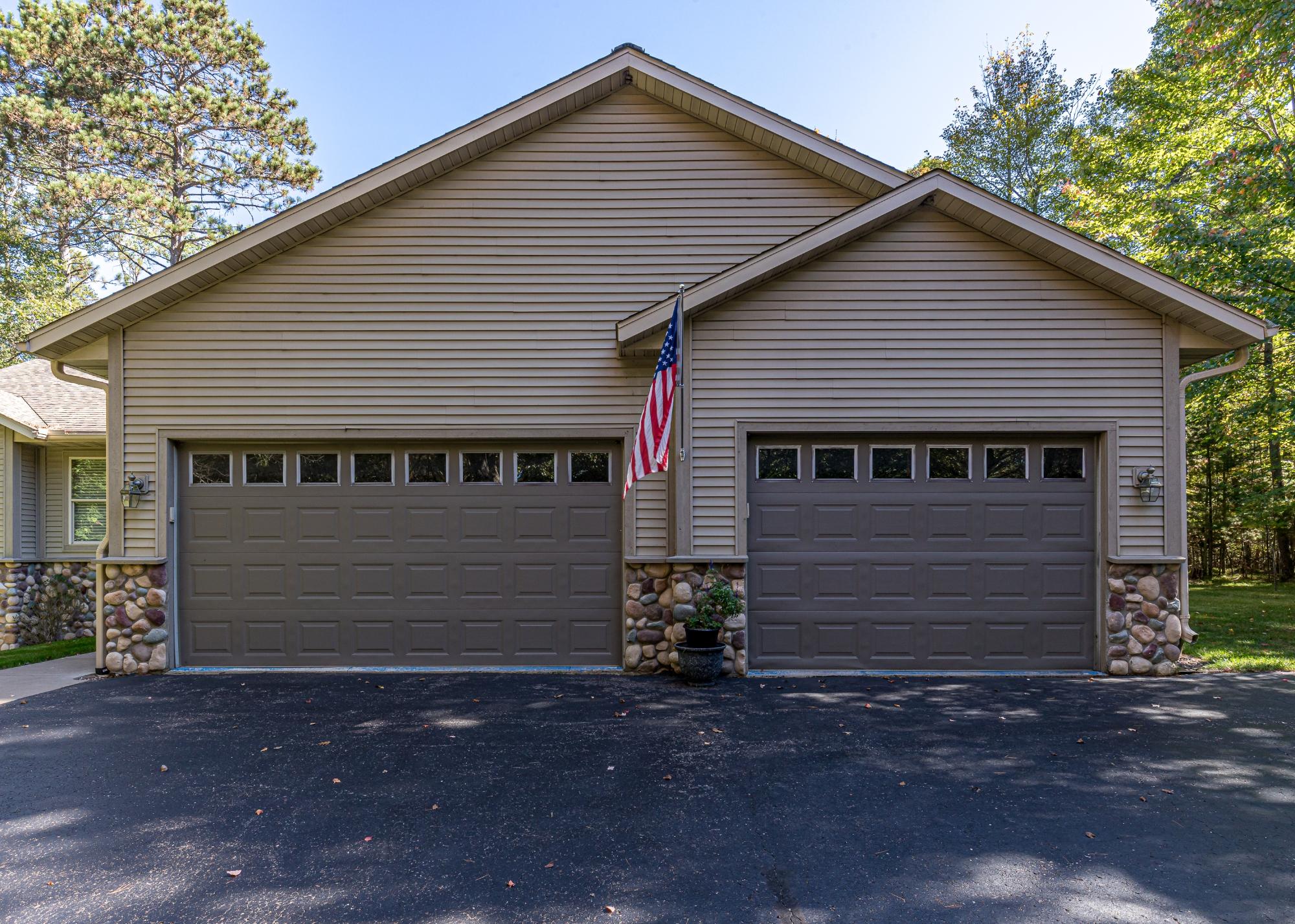 10888 Bosshard Cir Road Woodruff, WI 54568 - Photo 8 of 35 Gallery Image 8