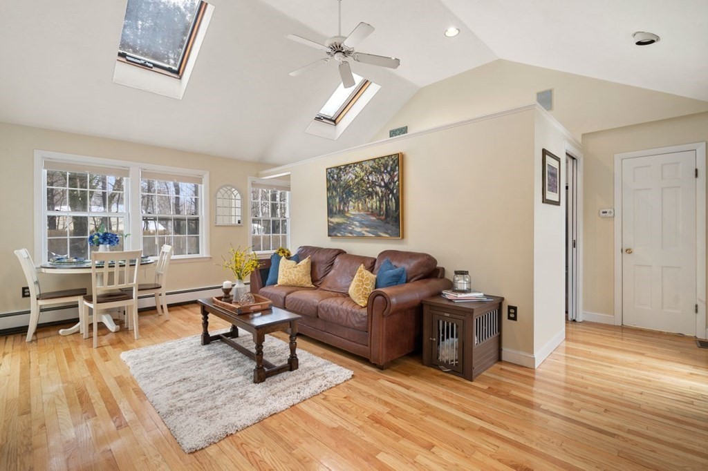 125 Stock Farm Road Sudbury, MA 01776 - Photo 12 of 42 Gallery Image 12
