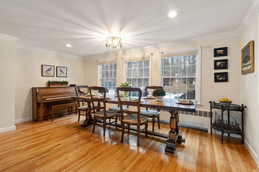 125 Stock Farm Road Sudbury, MA 01776 - Photo 9 of 42 Gallery Image 9