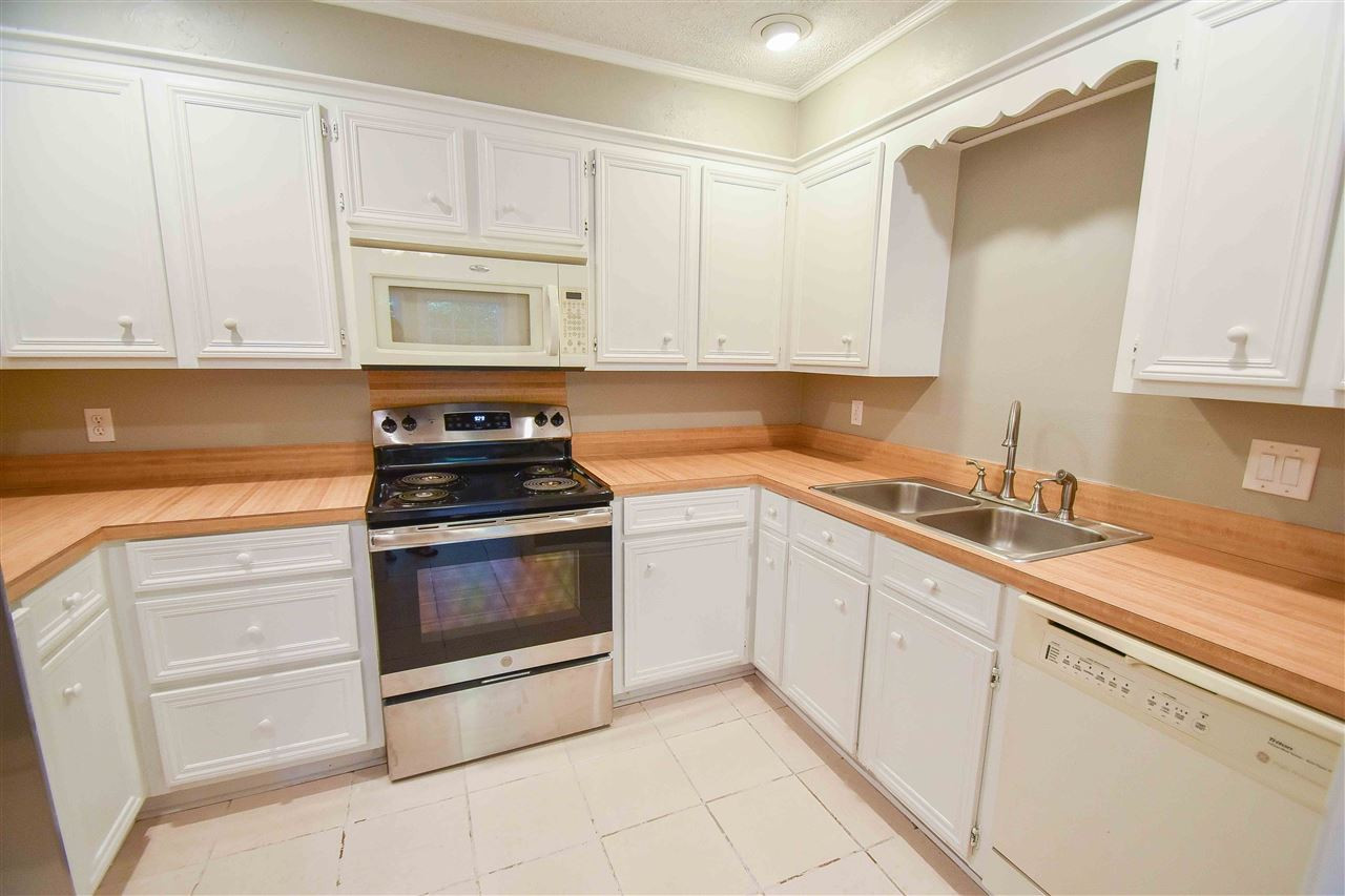 1429 Roxbury Court Jackson, MS 39211 - Photo 15 of 29 Photo 15