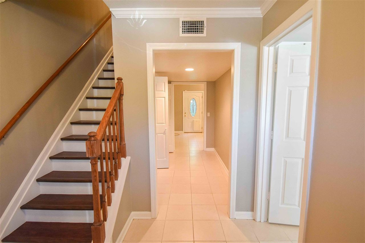 1429 Roxbury Court Jackson, MS 39211 - Photo 5 of 29 Photo 5