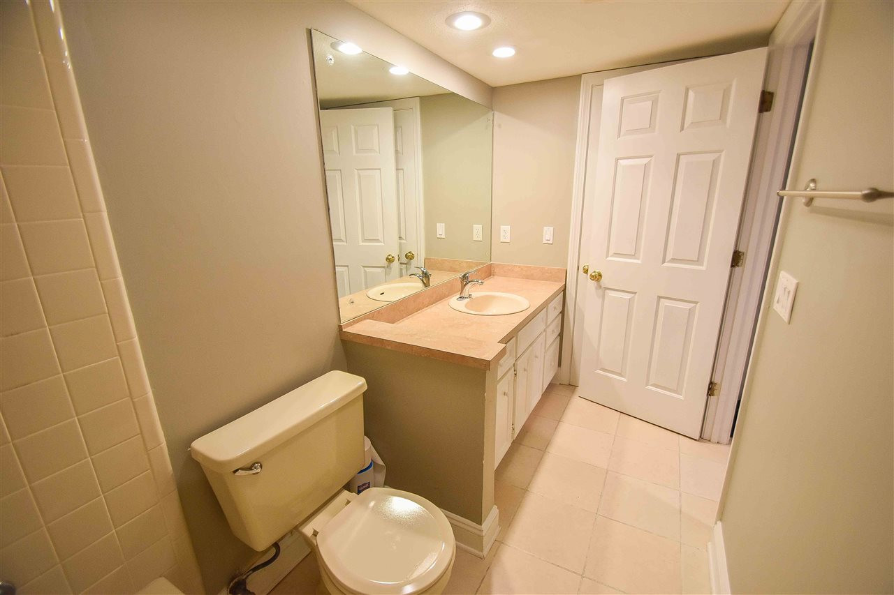 1429 Roxbury Court Jackson, MS 39211 - Photo 10 of 29 Photo 10