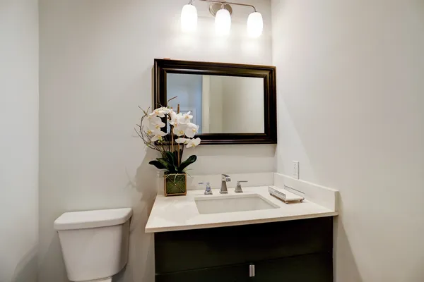 $7,500 | 1632 Potomac Drive, Houston, TX 77057