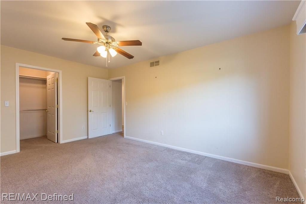 950 Ridgeline Court Lake Orion, MI 48360 - Photo 40 of 48