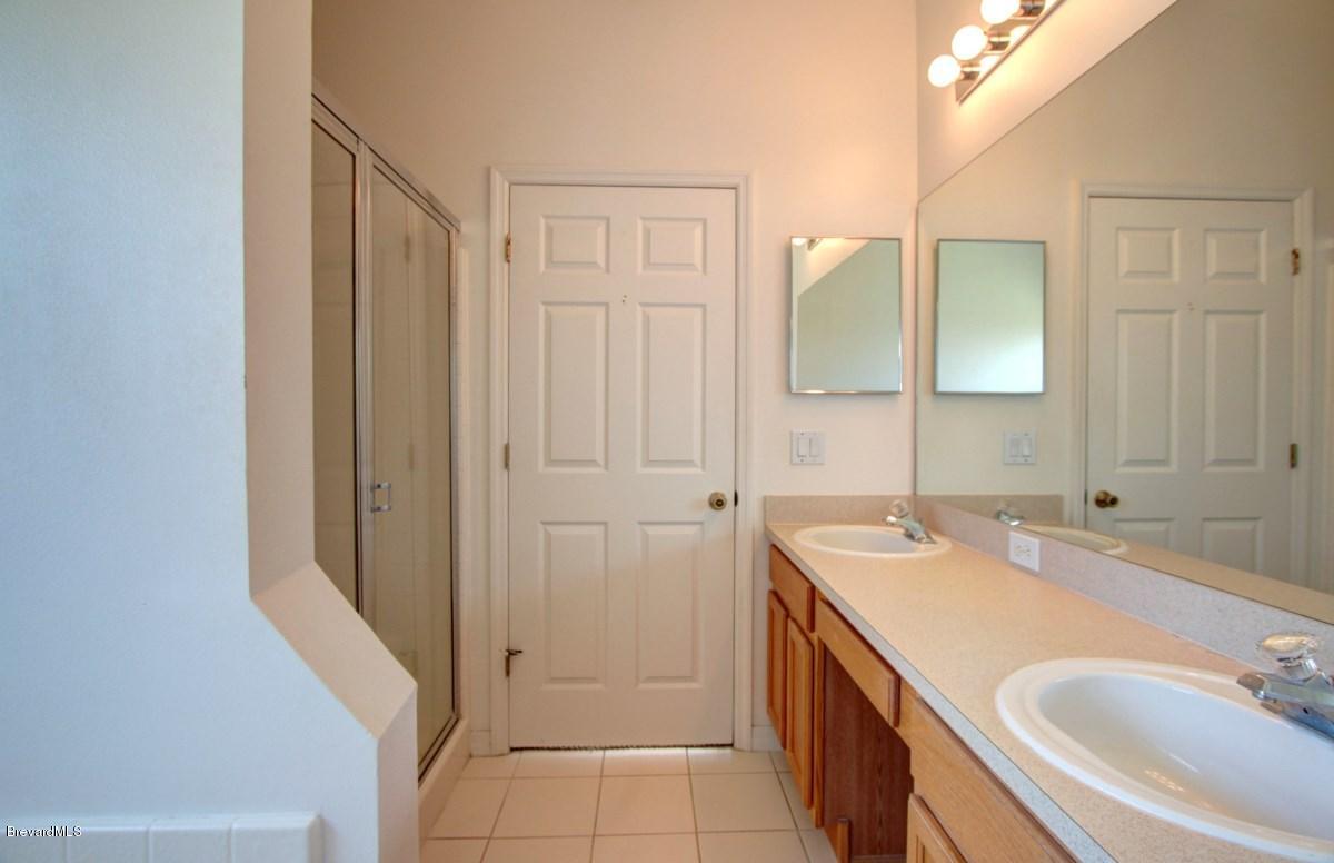 1554 Knoll Ridge Drive Melbourne, FL 32940 - Photo 17 of 25 IMG_2874_5_6_fused