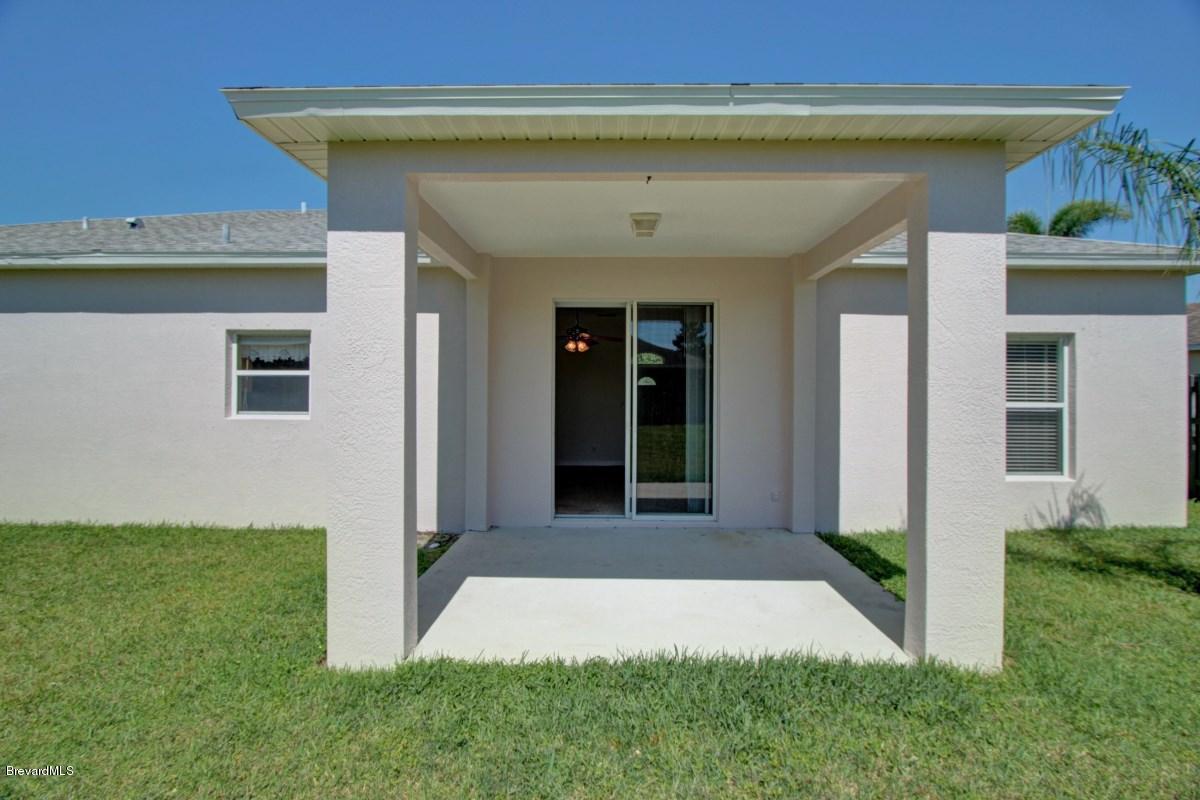 1554 Knoll Ridge Drive Melbourne, FL 32940 - Photo 25 of 25 IMG_2919_20_21_fused