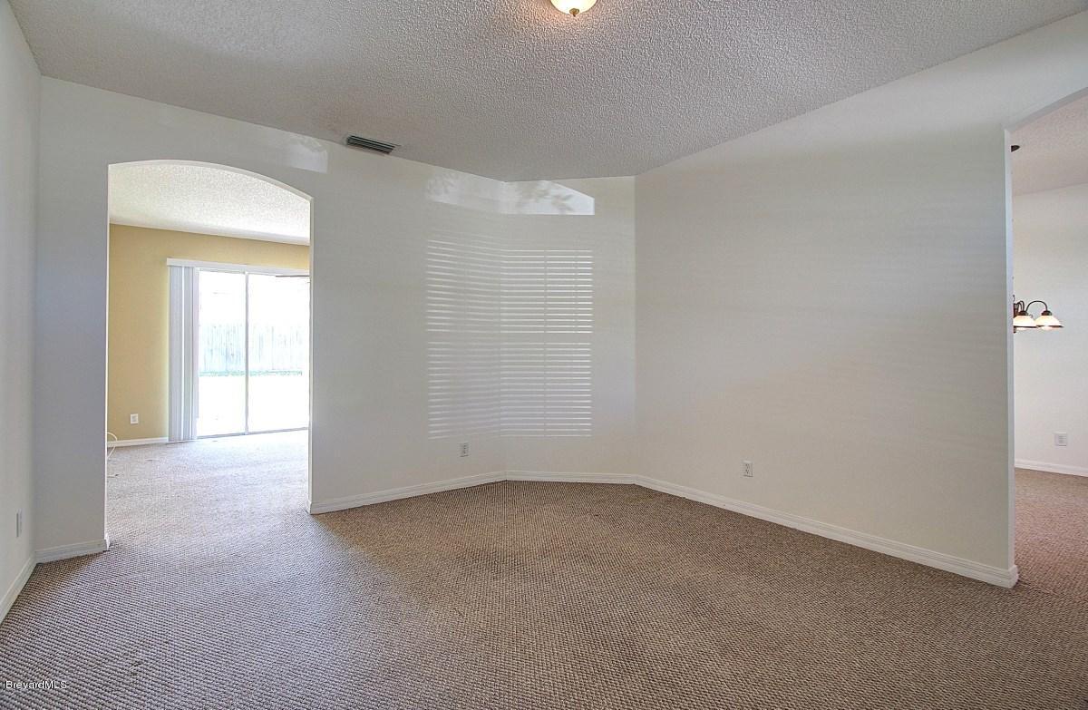 1554 Knoll Ridge Drive Melbourne, FL 32940 - Photo 4 of 25 IMG_2817_8_9_fused