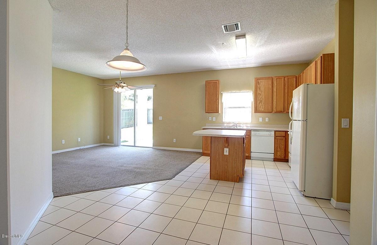 1554 Knoll Ridge Drive Melbourne, FL 32940 - Photo 8 of 25 IMG_2832_3_4_fused