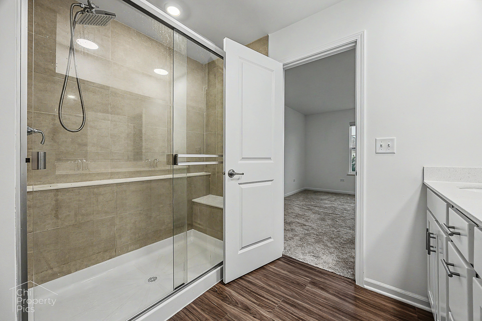3646 Edelweiss Road Elgin, IL 60124 - Photo 23 of 36 Gallery Image 23