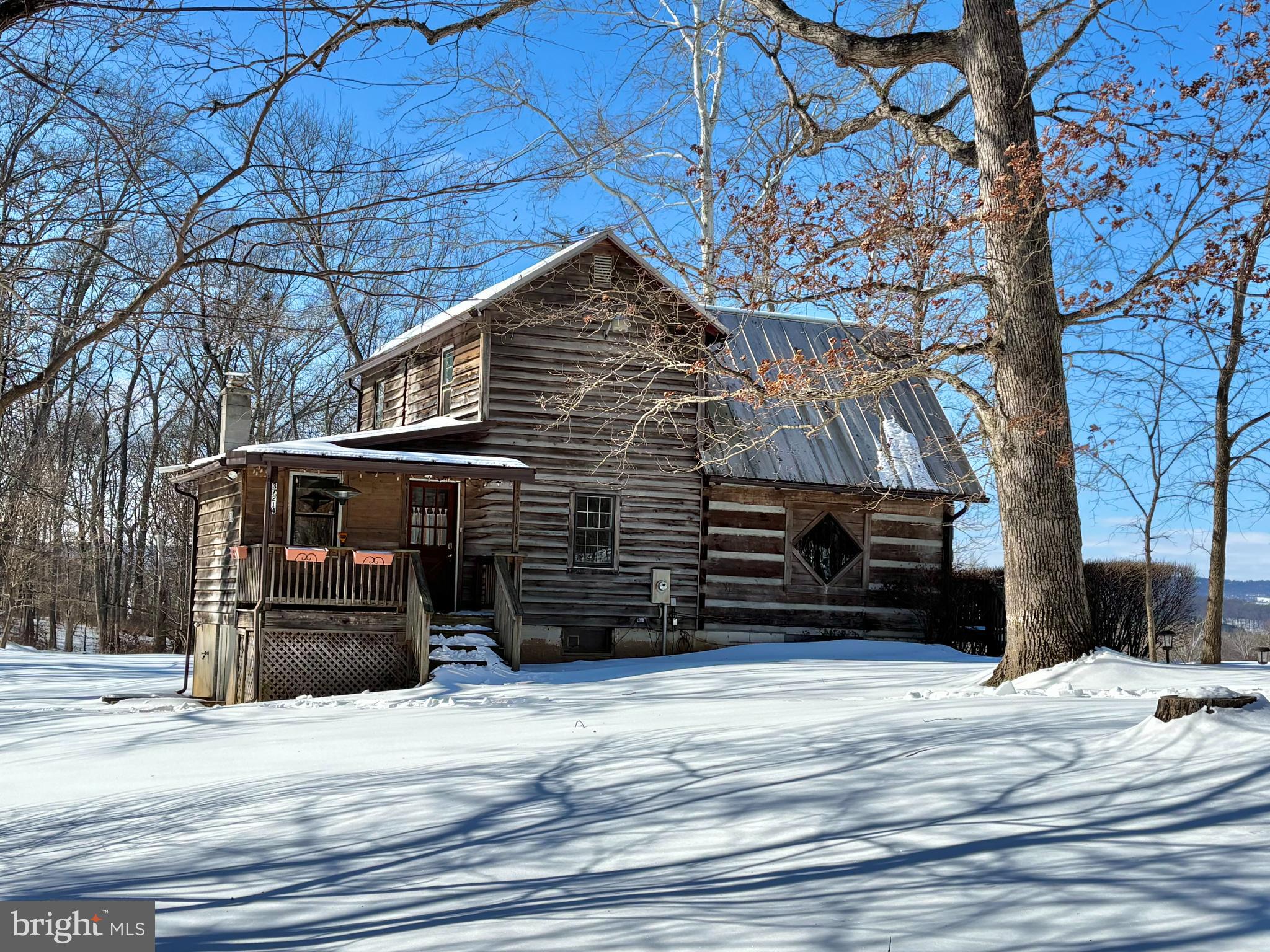 37218 Bolyn Road Purcellville, VA 20132 - Photo 54 of 62 a view of a house