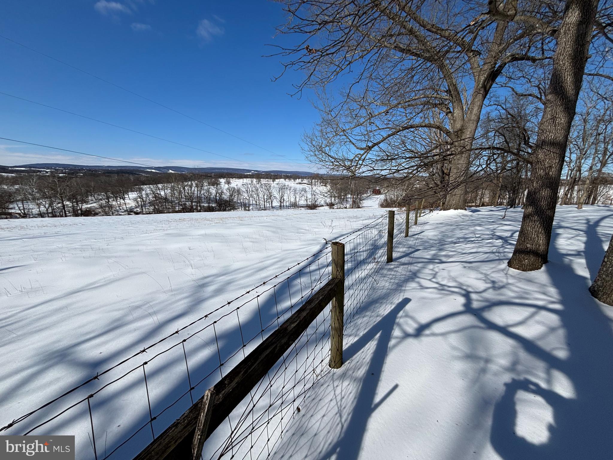 37218 Bolyn Road Purcellville, VA 20132 - Photo 56 of 62 a view of an outdoor space