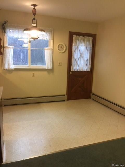 15195 Seymour Road Linden, MI 48451 - Photo 8 of 18 Kitchen eating area